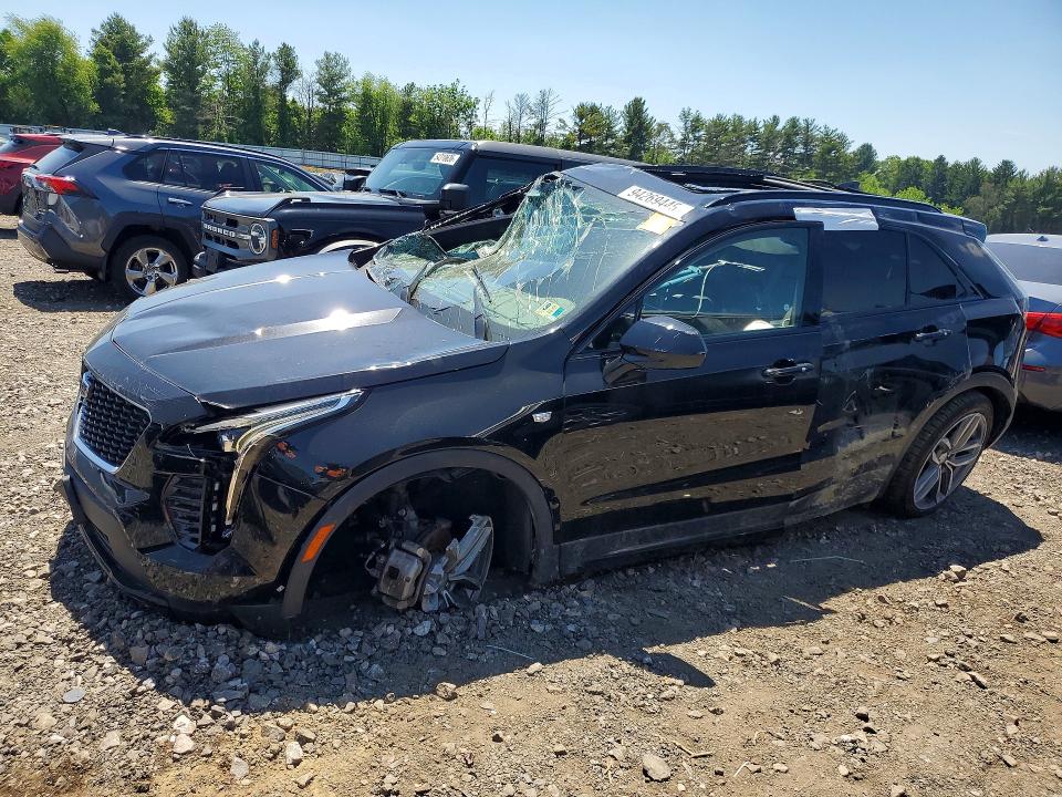 CADILLAC XT4 2019 with VIN 1GYFZER4XKF101818 - Photo from auction