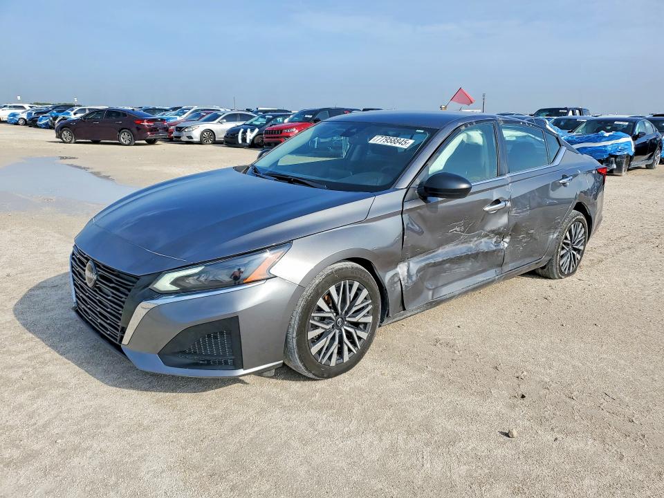 NISSAN ALTIMA 2024 with VIN 1N4BL4DV2RN400676 - Photo from auction