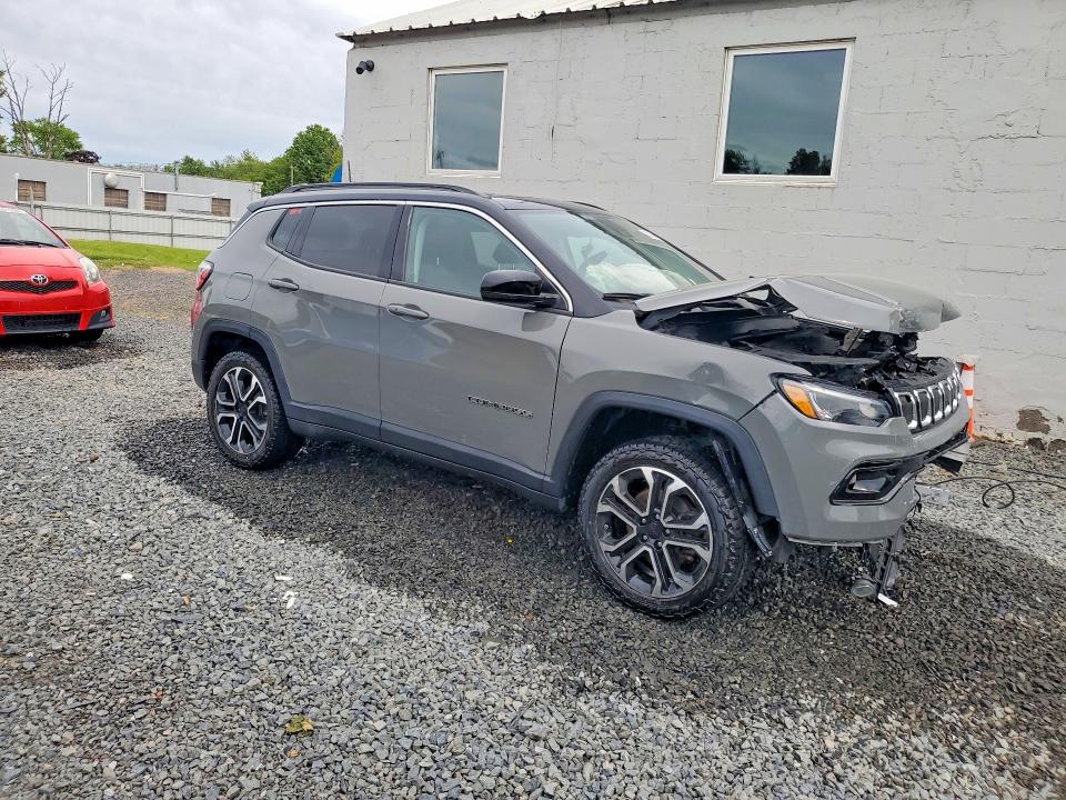 Photo 4 from auction – 2022 JEEP COMPASS with VIN 3C4NJDCB4NT232991