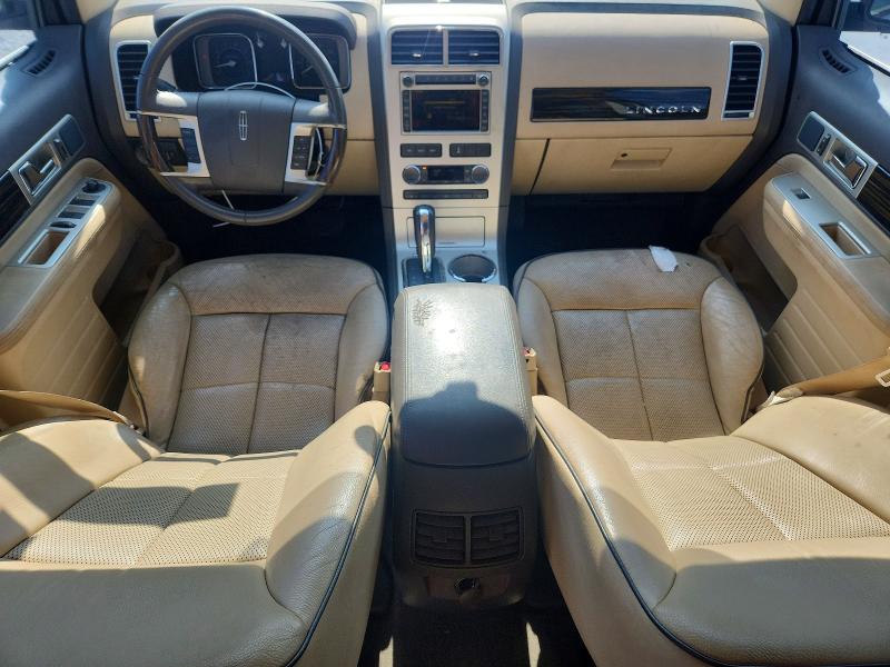 Photo 8 from auction – 2010 LINCOLN MKX with VIN 2LMDJ6JCXABJ16042