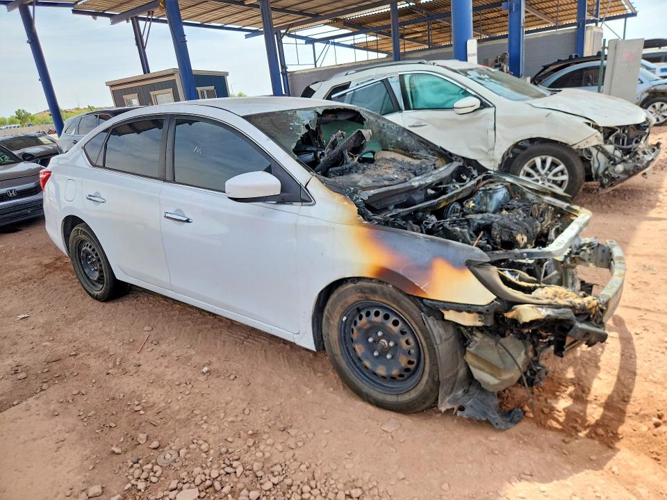 Photo 4 from auction – 2019 NISSAN SENTRA with VIN 3N1AB7AP6KY229409
