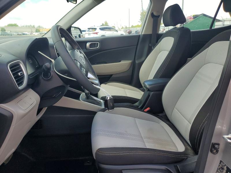 Photo 7 from auction – 2024 HYUNDAI VENUE with VIN KMHRC8A36RU316767