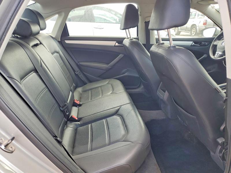 Photo 10 from auction – 2012 VOLKSWAGEN PASSAT with VIN 1VWBP7A31CC081693