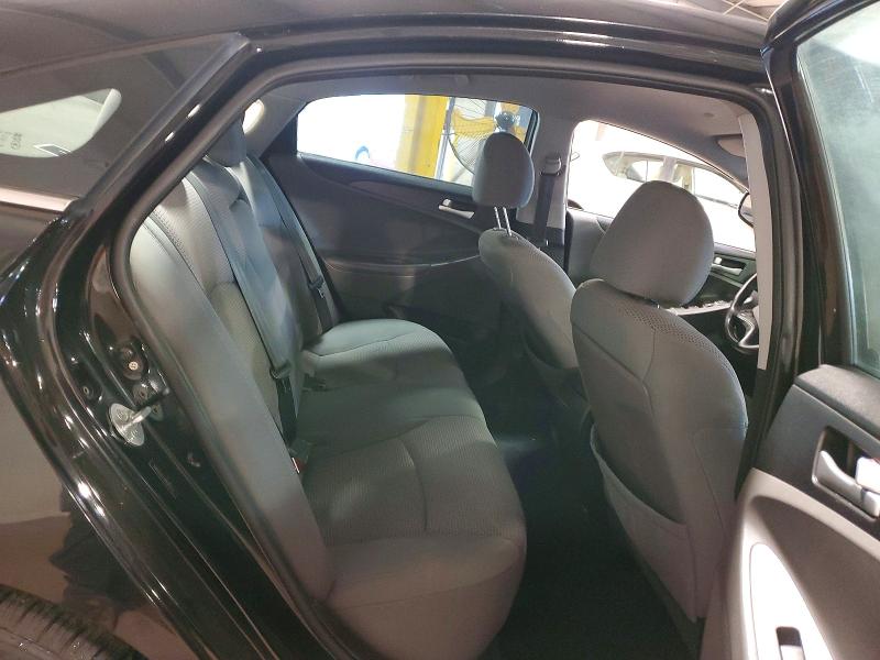 Photo 10 from auction – 2011 HYUNDAI SONATA with VIN 5NPEB4AC3BH302114