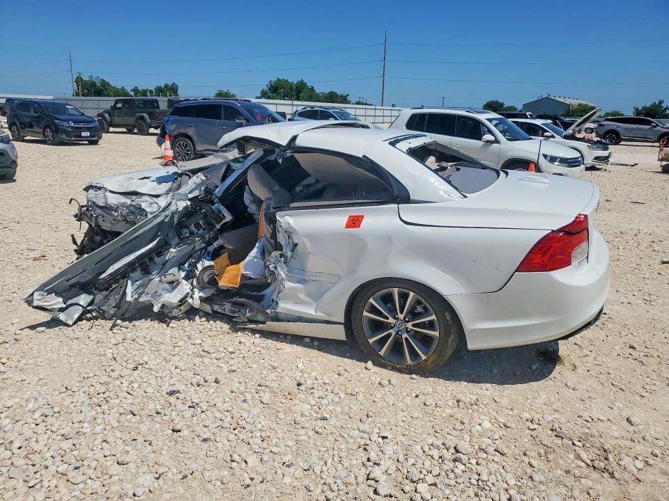 Foto 2 de la subasta – 2013 VOLVO C70 con VIN YV1672MC7DJ138683