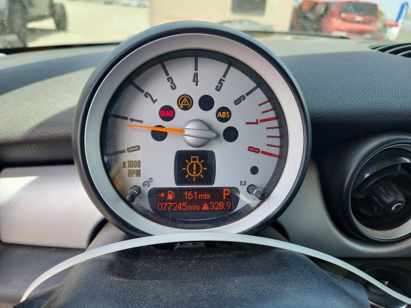 Photo 9 from auction – 2010 MINI COOPER with VIN WMWMF3C56ATZ64883