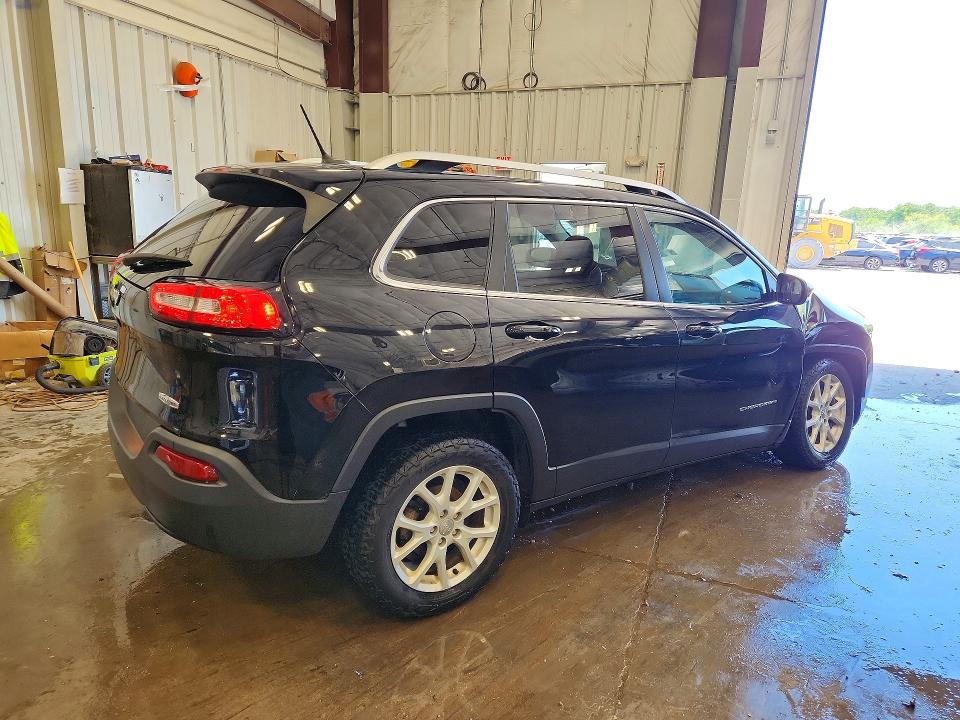 Photo 3 from auction – 2017 JEEP CHEROKEE with VIN 1C4PJLCB2HW616799
