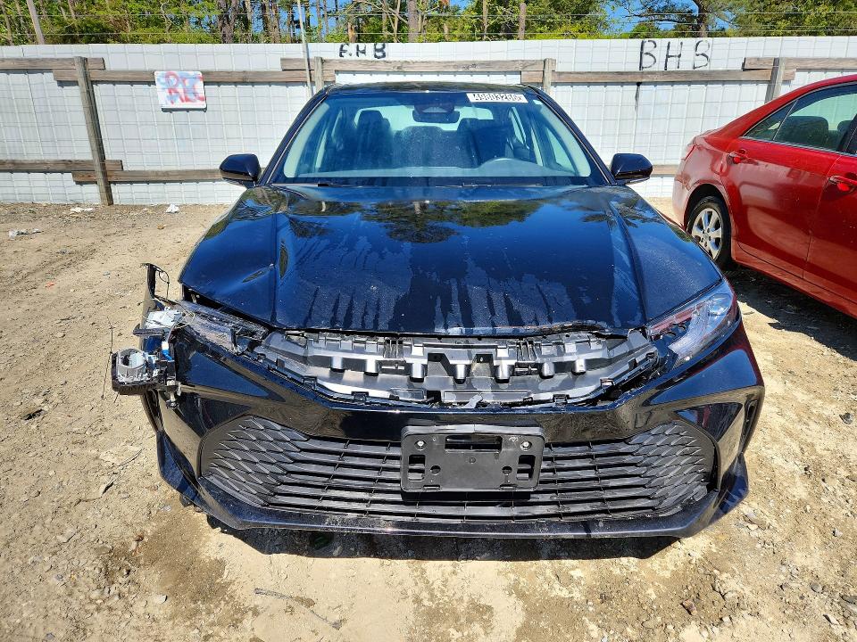 Photo 5 from auction – 2025 TOYOTA CAMRY with VIN 4T1DAACK3SU167865