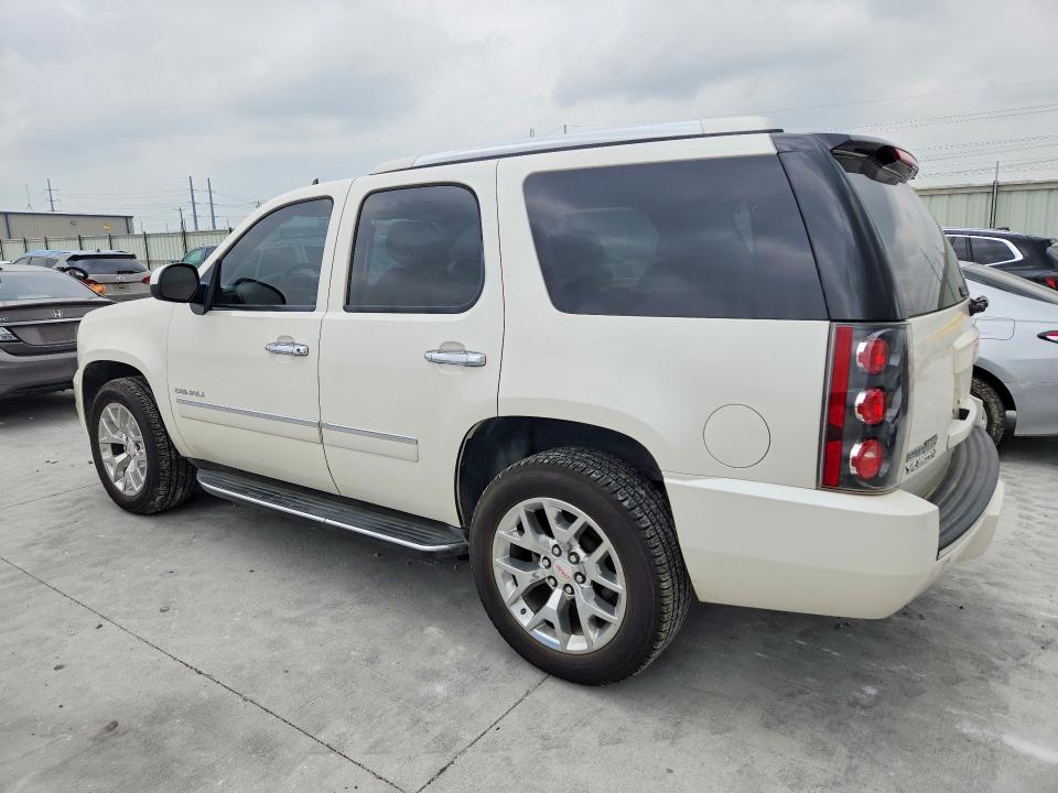 Photo 2 from auction – 2010 GMC YUKON with VIN 1GKUKEEF6AR182147