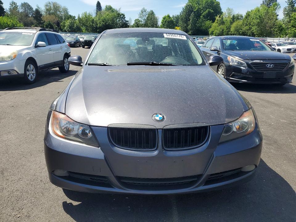 Photo 5 from auction – 2006 BMW 325 with VIN WBAVB135X6KR65178