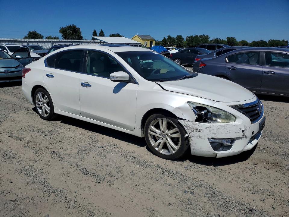Photo 4 from auction – 2013 NISSAN ALTIMA with VIN 1N4BL3A98DC192291