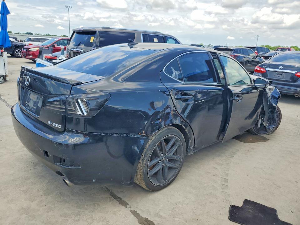 Photo 3 from auction – 2011 LEXUS IS with VIN JTHBF5C27B5144599