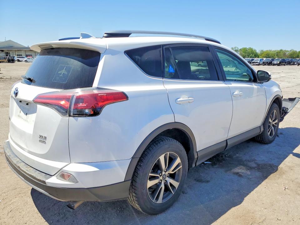Photo 3 from auction – 2017 TOYOTA RAV4 with VIN 2T3RFREV7HW554643