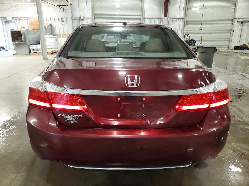 Photo 6 from auction – 2013 HONDA ACCORD with VIN 1HGCR2F84DA238009