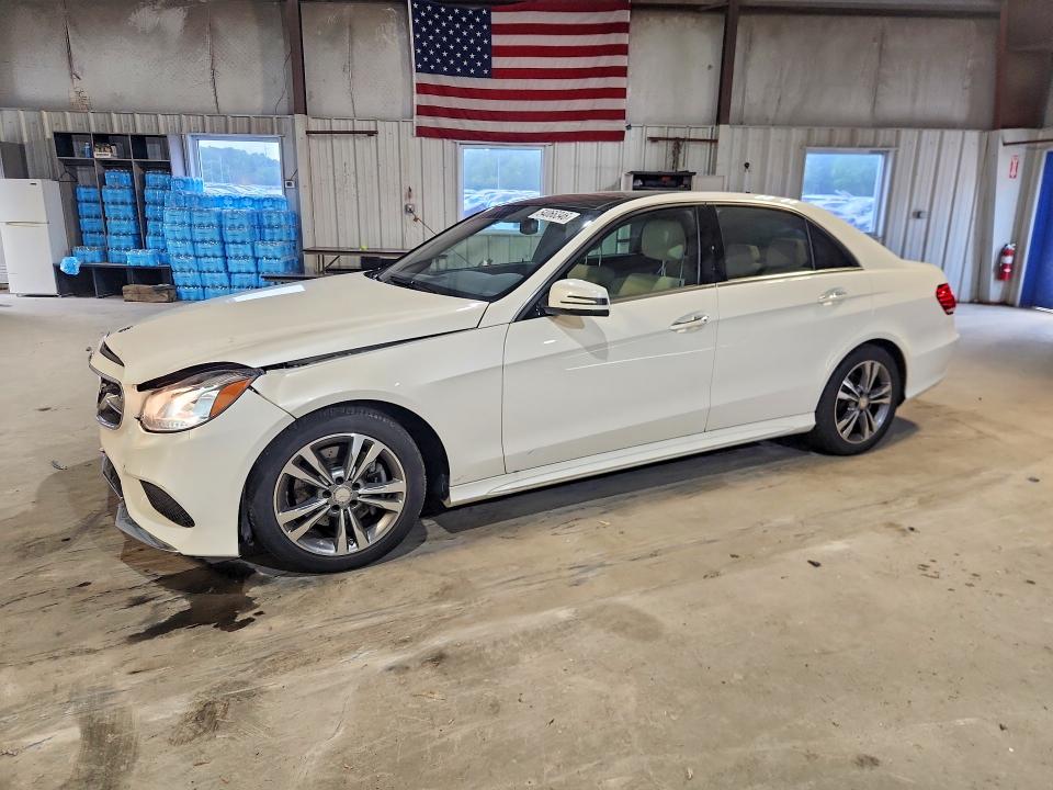 Foto 1 de la subasta – 2015 MERCEDES-BENZ E con VIN WDDHF9HB2FB143479