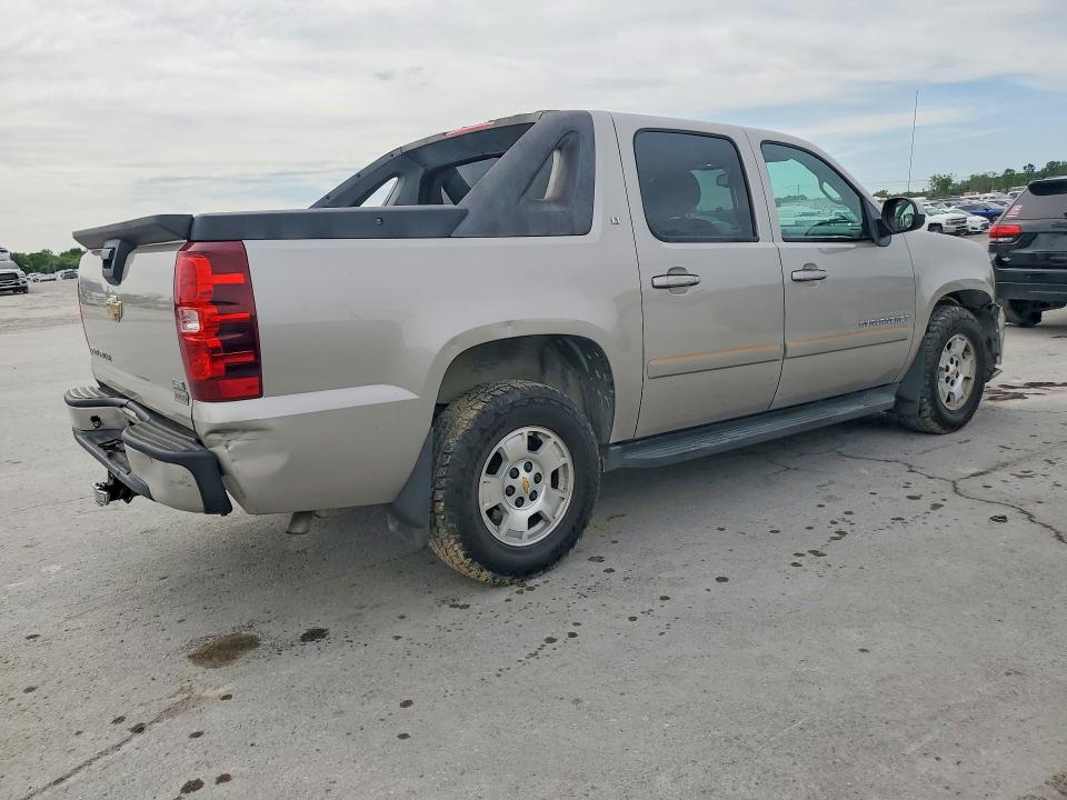 Photo 3 from auction – 2007 CHEVROLET AVALANCHE with VIN 3GNEC12087G182589