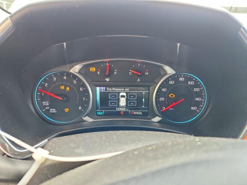 Photo 9 from auction – 2018 CHEVROLET EQUINOX with VIN 2GNAXWEX3J6315481