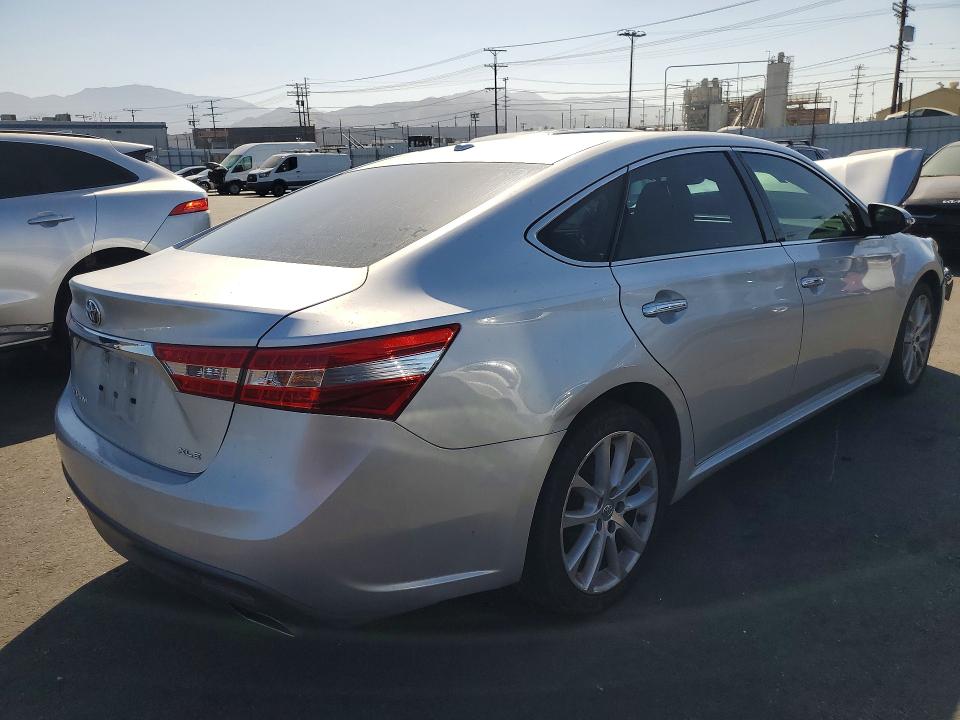 Photo 3 from auction – 2013 TOYOTA AVALON with VIN 4T1BK1EB0DU037854