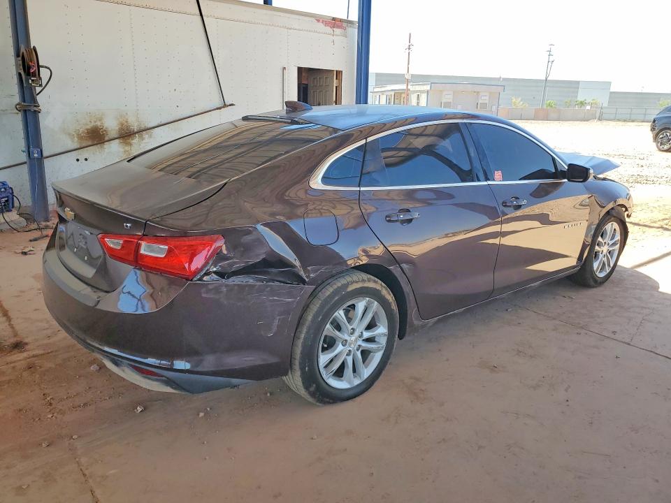 Photo 3 from auction – 2016 CHEVROLET MALIBU with VIN 1G1ZE5ST2GF302144