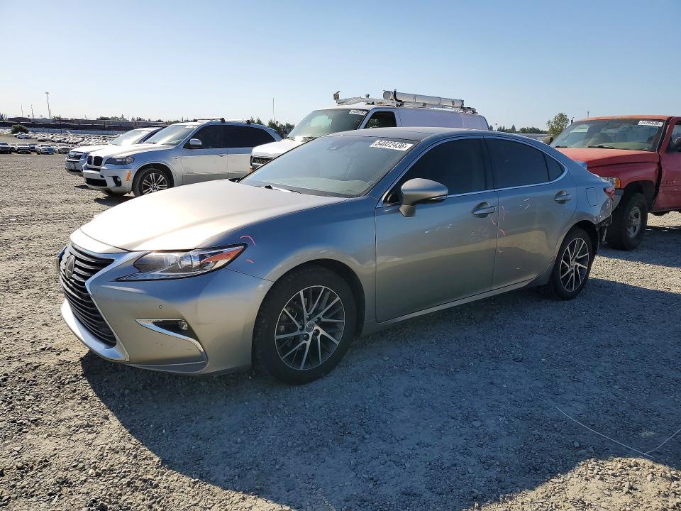 LEXUS ES 2017 with VIN 58ABK1GG6HU040653 - Photo from auction