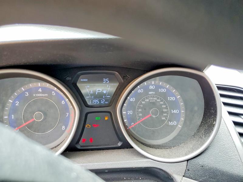 Photo 9 from auction – 2016 HYUNDAI ELANTRA with VIN KMHDH4AE5GU481244
