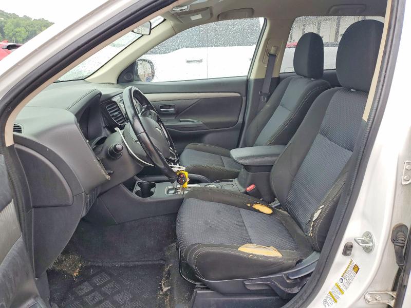 Zdjęcie 7 z aukcji – 2016 MITSUBISHI OUTLANDER z VIN JA4AZ3A30GZ037876