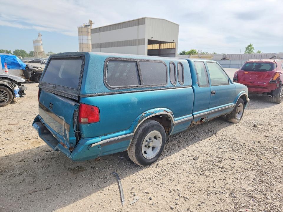 Photo 3 from auction – 1995 CHEVROLET S TRUCK with VIN 1GCCS19W7S8191084
