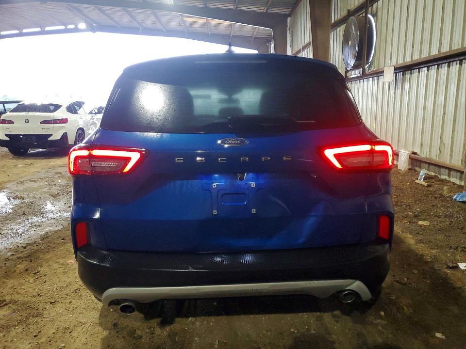 Photo 6 from auction – 2023 FORD ESCAPE with VIN 1FMCU0FN1PUA27811
