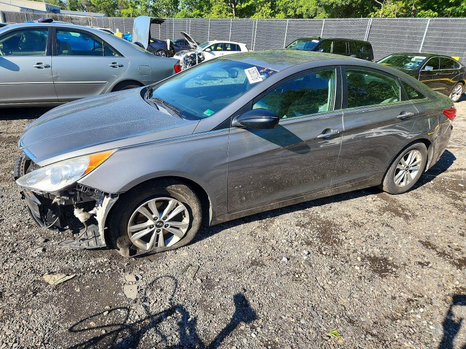 HYUNDAI SONATA 2013 with VIN 5NPEB4AC6DH798450 - Photo from auction