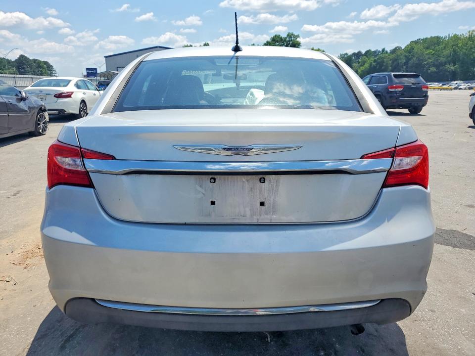 Photo 6 from auction – 2012 CHRYSLER 200 with VIN 1C3CCBCB7CN308775