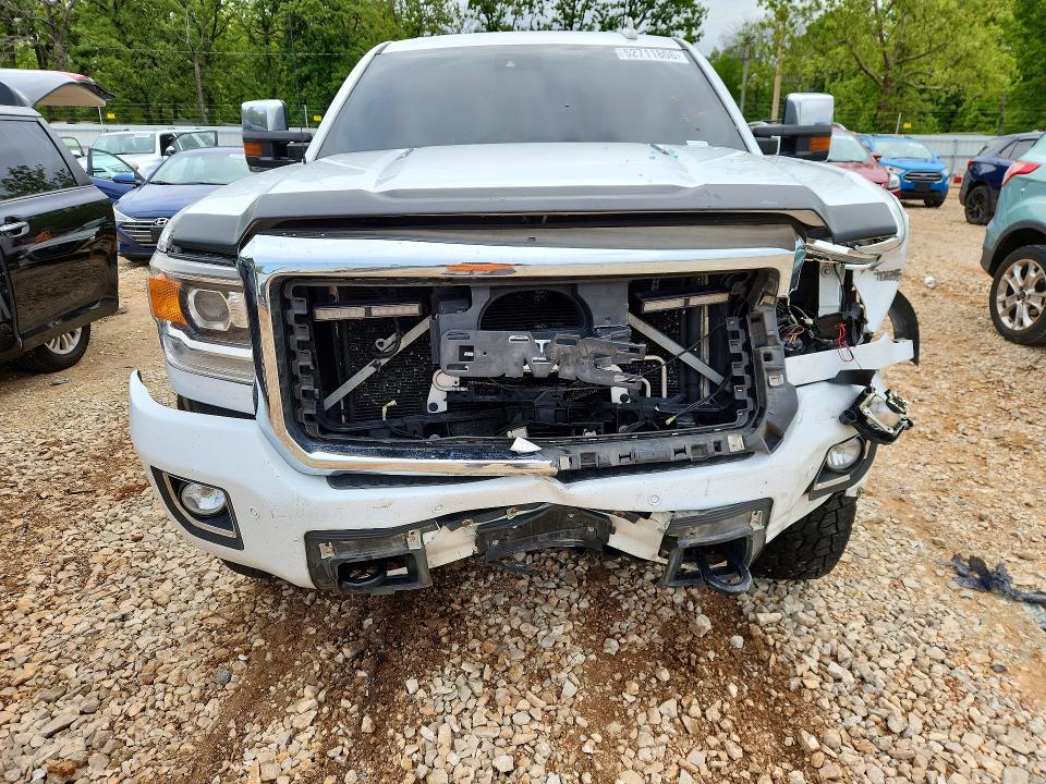 Photo 5 from auction – 2016 GMC SIERRA with VIN 1GT12UE84GF283885