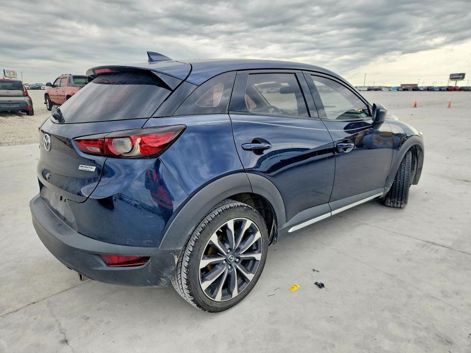 Photo 3 from auction – 2019 MAZDA CX-3 with VIN JM1DKDD7XK0431443