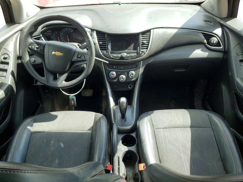 Photo 8 from auction – 2021 CHEVROLET TRAX with VIN KL7CJLSB8MB329899