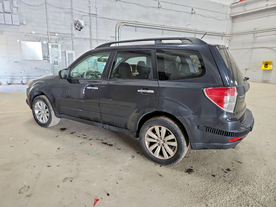 Photo 2 from auction – 2012 SUBARU FORESTER with VIN JF2SHAEC6CH444730