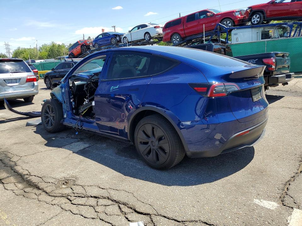 Photo 2 from auction – 2024 TESLA MODEL Y with VIN 7SAYGDEEXRF153223
