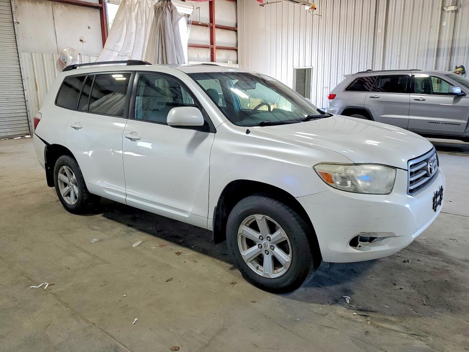 Photo 4 from auction – 2010 TOYOTA HIGHLANDER with VIN 5TDBK3EH9AS006297