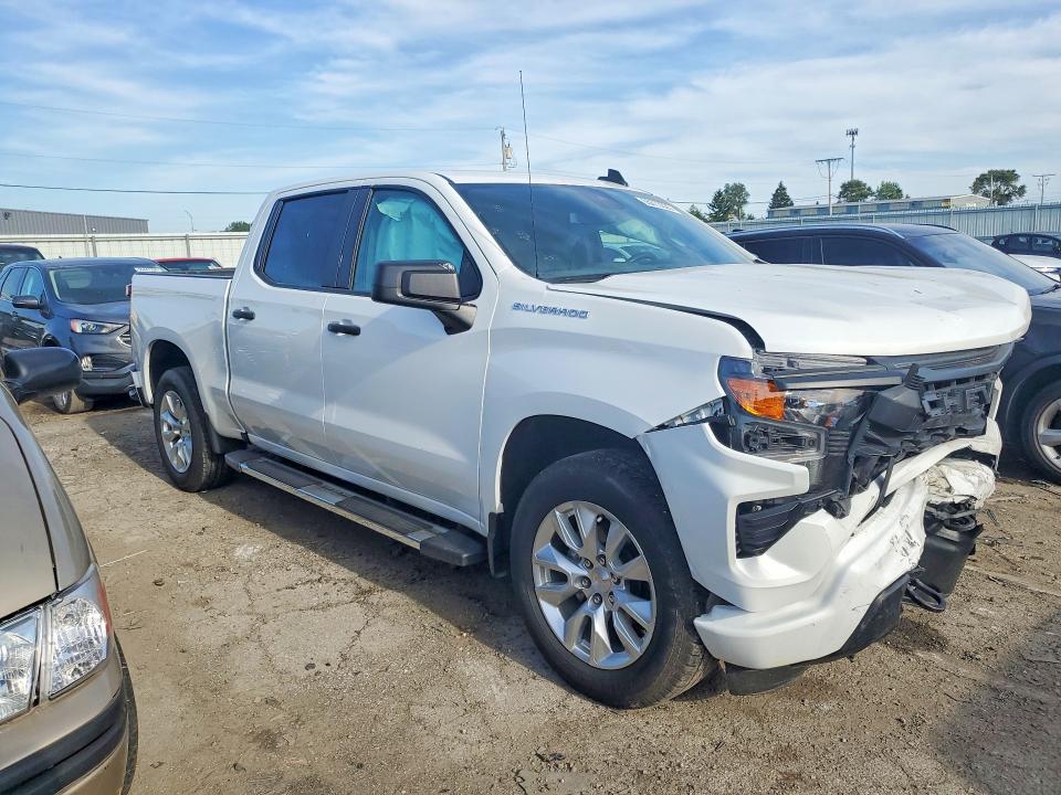 Photo 4 from auction – 2024 CHEVROLET SILVERADO with VIN 1GCPDBEK9RZ252038
