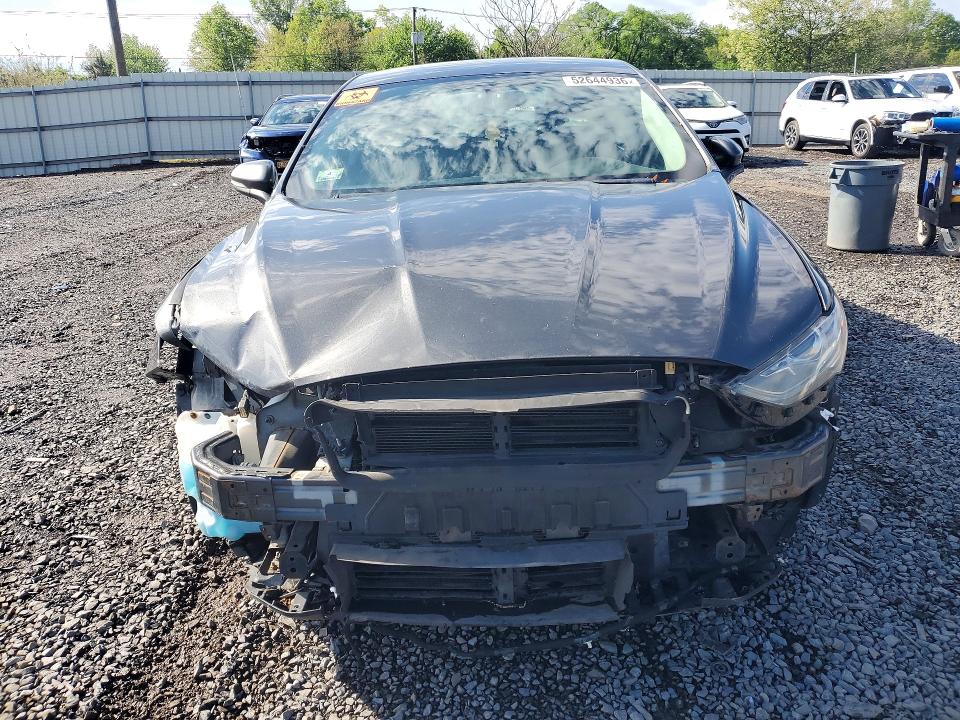 Photo 5 from auction – 2017 FORD FUSION with VIN 3FA6P0H71HR107003