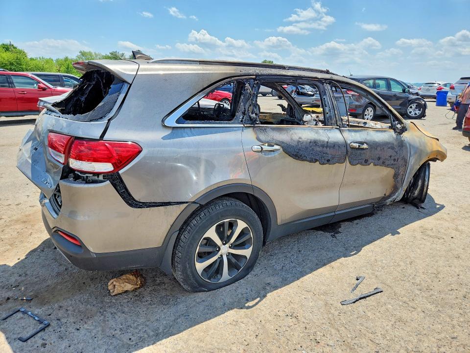صورة رقم 3 من المزاد - 2017 KIA SORENTO مع VIN 5XYPHDA58HG307480