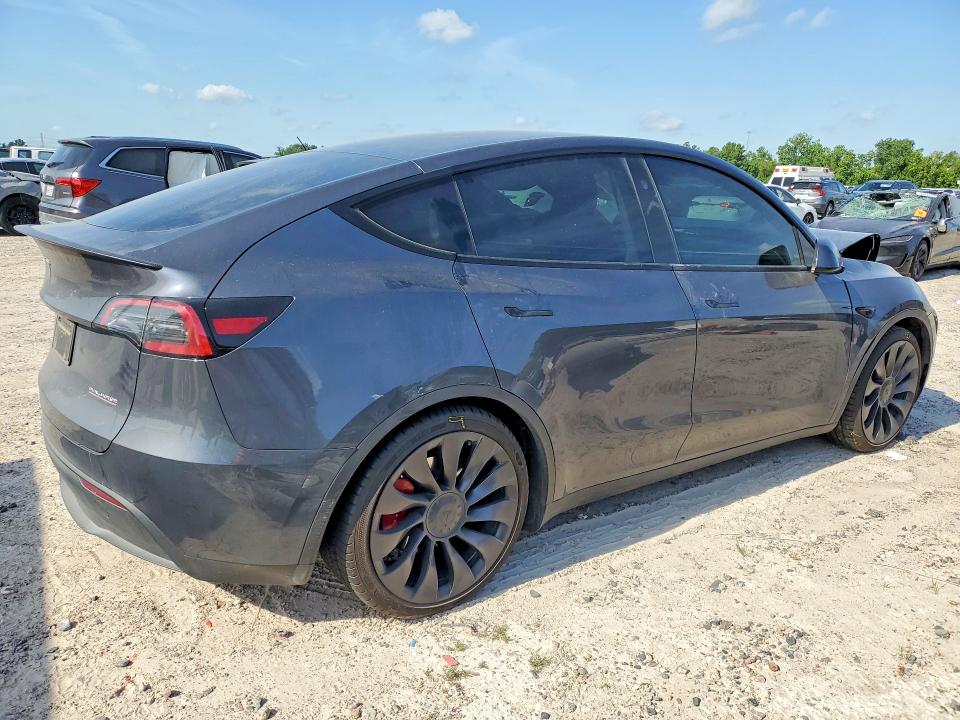 Photo 3 from auction – 2023 TESLA MODEL Y with VIN 7SAYGDEF4PF882369