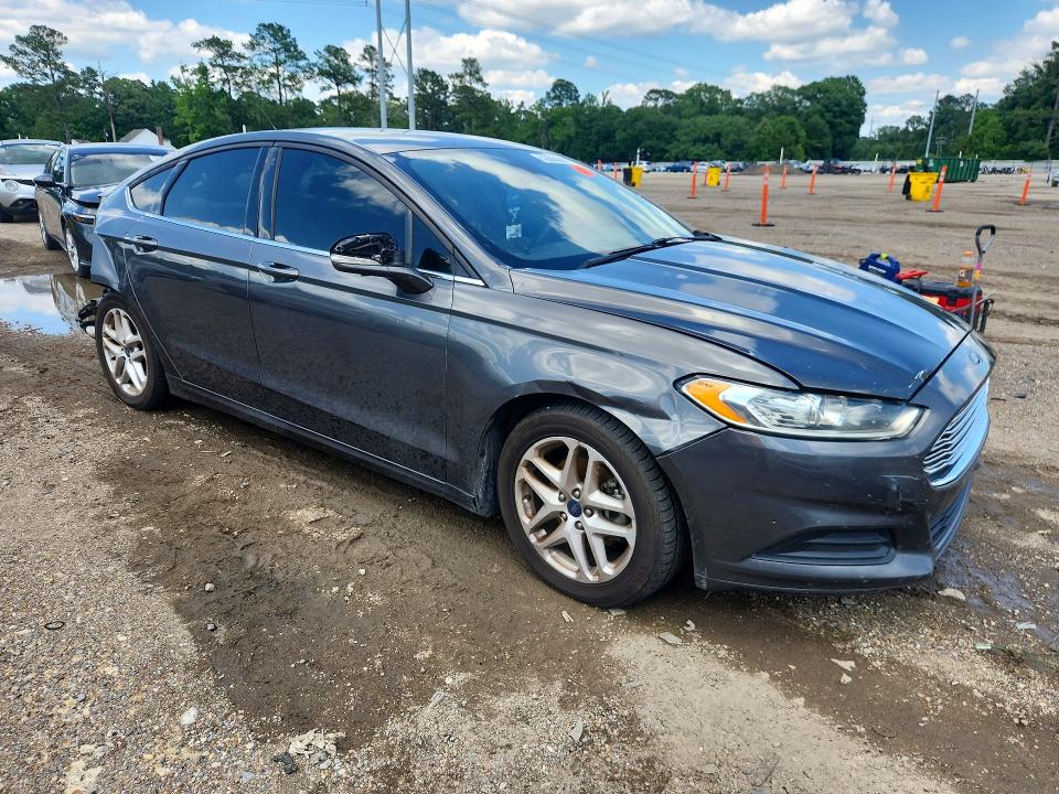 Photo 4 from auction – 2016 FORD FUSION with VIN 3FA6P0H72GR199981