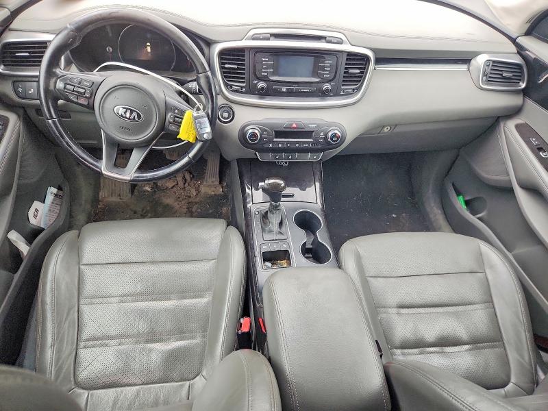 Снимка 8 от търг – 2016 KIA SORENTO с VIN 5XYPHDA57GG077882
