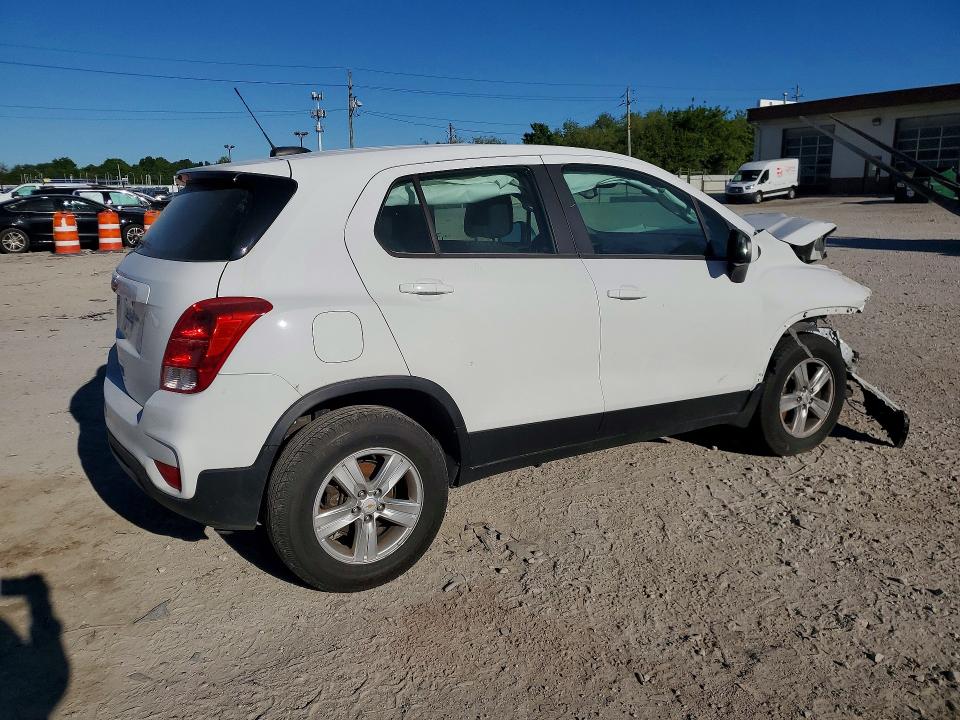 Photo 3 from auction – 2017 CHEVROLET TRAX with VIN KL7CJNSB2HB207945