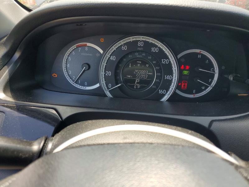 Photo 9 from auction – 2017 HONDA ACCORD with VIN 1HGCR2F39HA206201