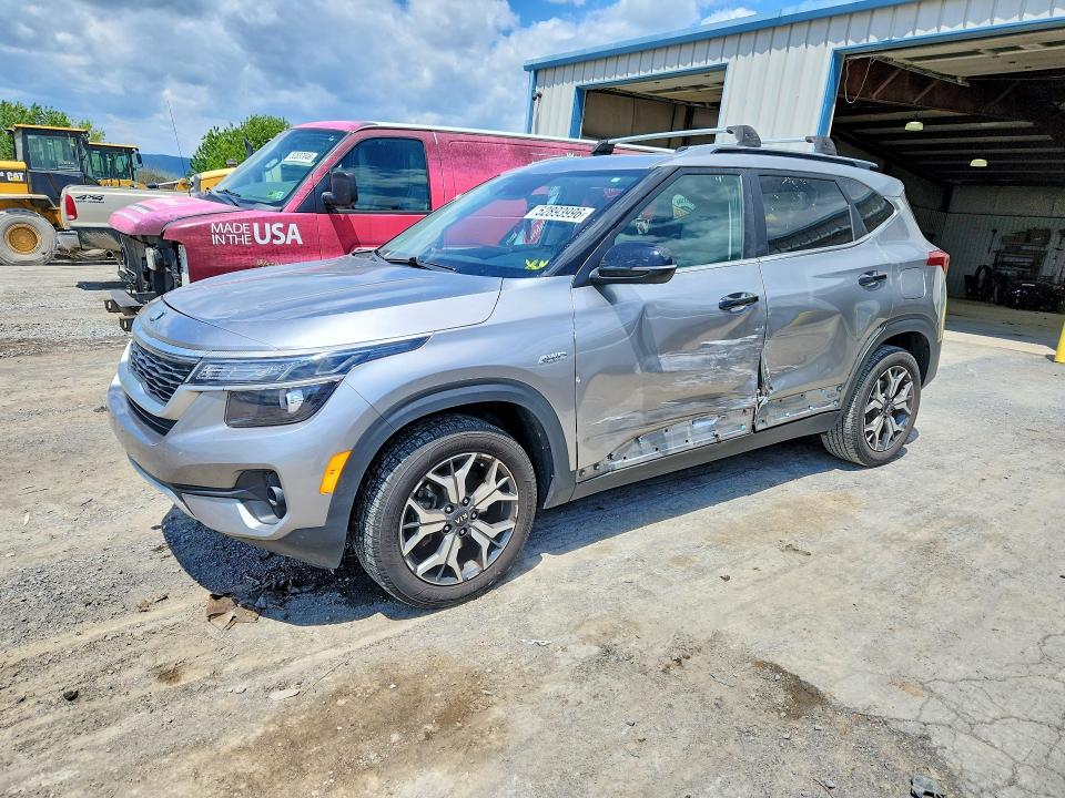 KIA SELTOS 2021 with VIN KNDERCAA3M7149939 - Photo from auction