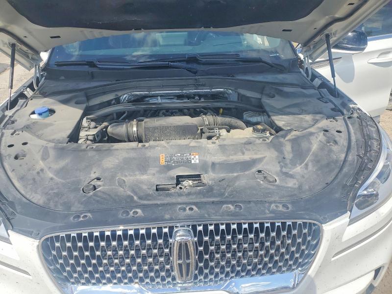 Photo 12 from auction – 2020 LINCOLN AVIATOR with VIN 5LM5J7XC1LGL22856