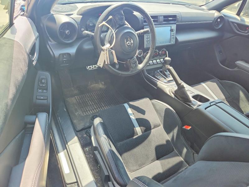 Photo 8 from auction – 2025 TOYOTA GR 86 with VIN JF1ZNBE14S8752106