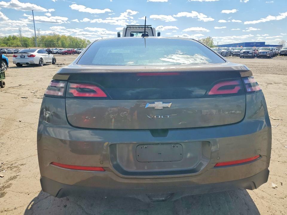 Photo 6 from auction – 2015 CHEVROLET VOLT with VIN 1G1RD6E43FU104082