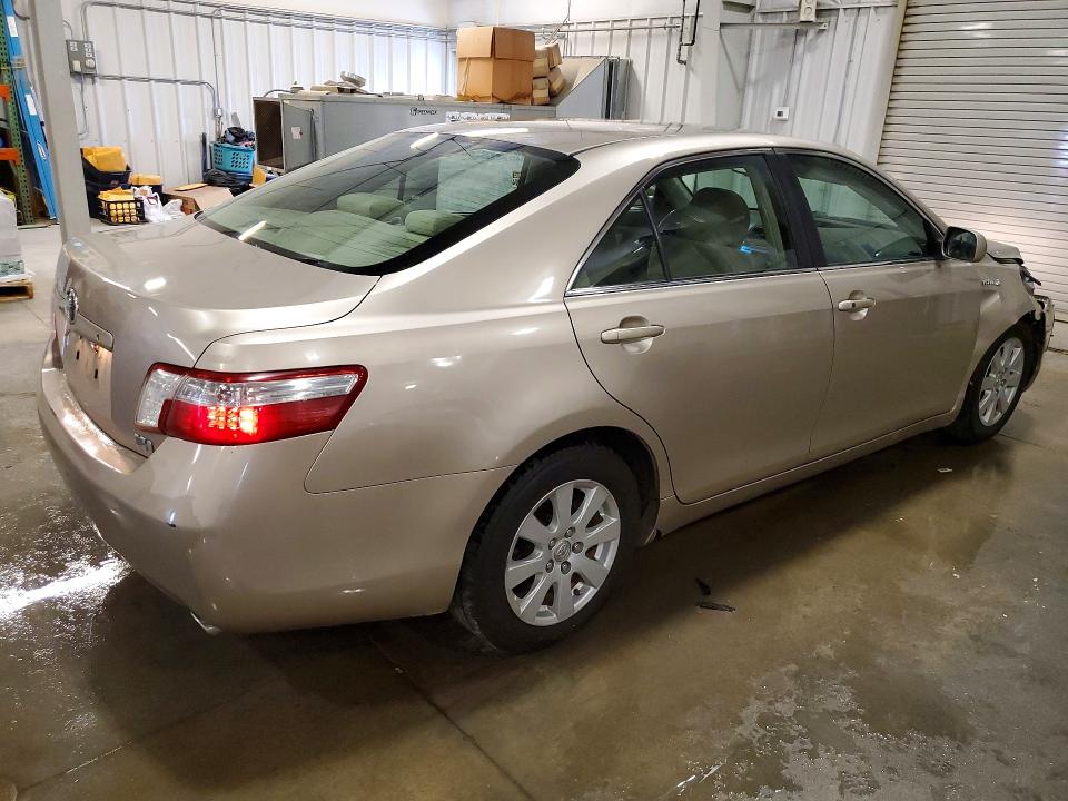 Photo 3 from auction – 2007 TOYOTA CAMRY with VIN JTNBB46K973000750