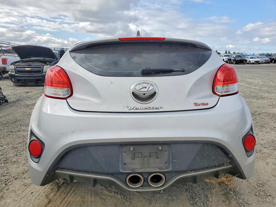 Photo 6 from auction – 2016 HYUNDAI VELOSTER with VIN KMHTC6AEXGU263242
